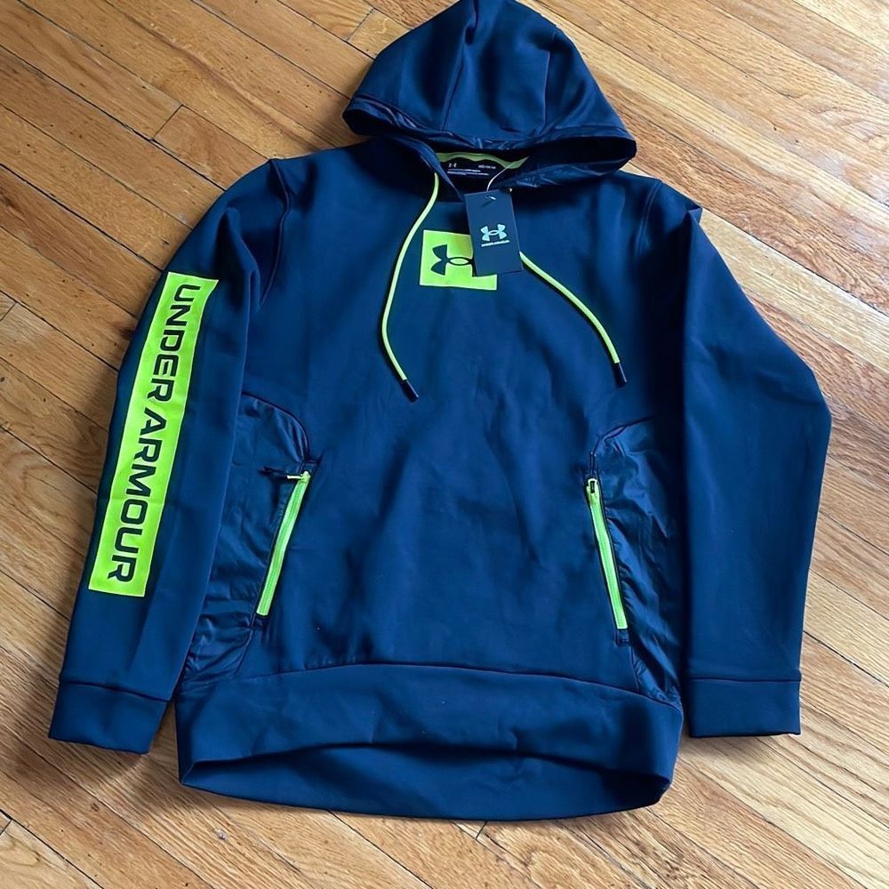 Men’s Under Armour Hoodie Size Medium
